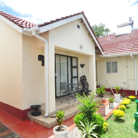 Kwampofu Guest House Harare Exterior foto